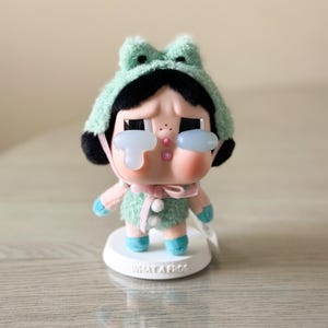 Crybaby Crying Again Display Stand