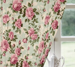 Rideaux Occultants 2 Pièces Fleur Rose – 110x215 Cm, Blocage Lumière 95% – Thermique & Isolant Pour Chambre, Salon – Tissu Polyester