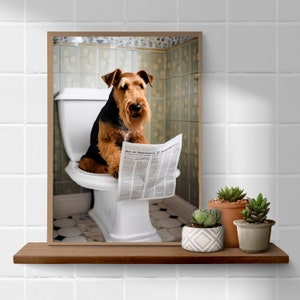 Airedale-terriër op toilet krant lezen badkamer grappige A4-kunstprint