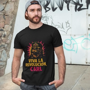 Viva La Revolucion Carl T-Shirt | Dungeon Crawler Carl Fan Art