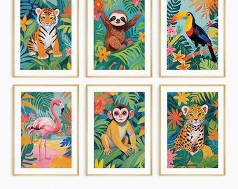 以下が含まれることがあります： ジャングルの動物のイラスト6点セット。それぞれのイラストには、トラ、ナマケモノ、オニオオハシ、フラミンゴ、サル、ジャガーなど、さまざまな動物が描かれており、緑豊かな熱帯植物と花を背景にしています。