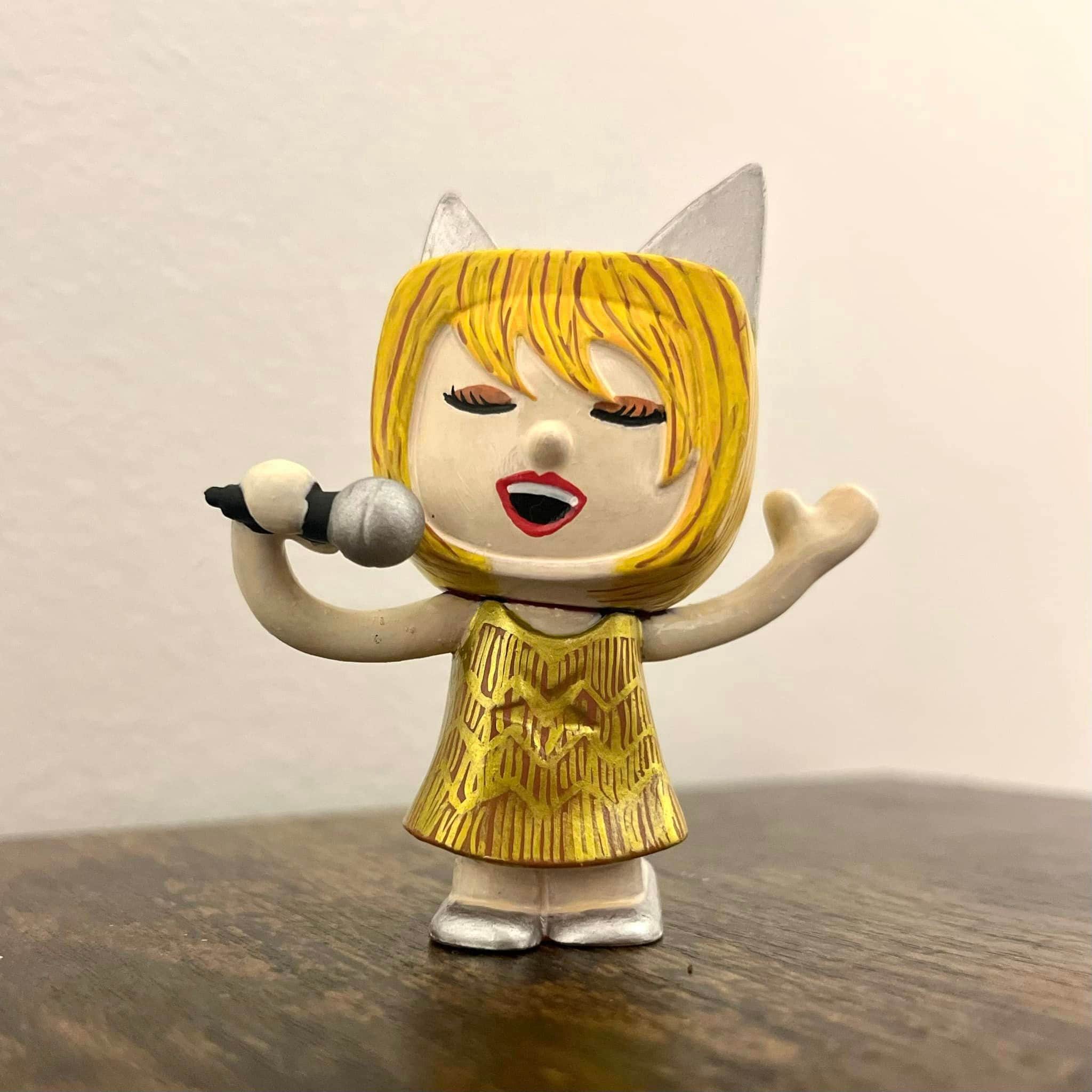 ホビー・楽器・アート toni Blonde Singer Tonie - Etsy