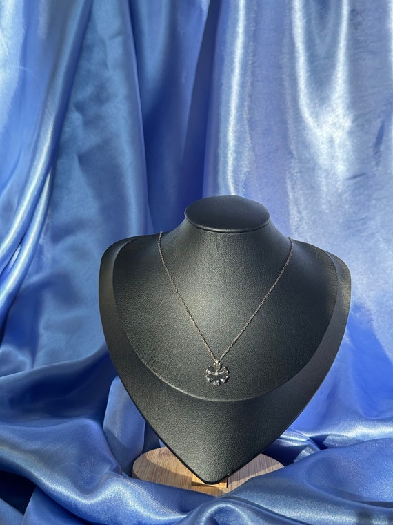 Silver Vintage Crystal Flower Necklace, Gemstone N