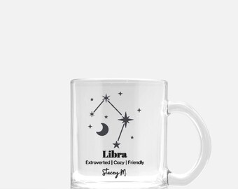 Taza de cristal con la constelación de Libra