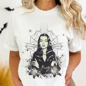 Morticia Addams Tee Shirt, Halloween Goth T-Shirt, The Addams Family Cotton Tee, Dark Alternative Clothing, Spooky Graphic Top