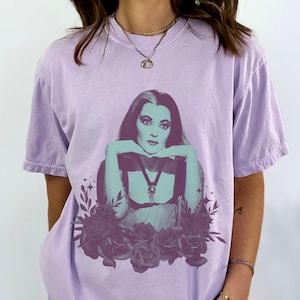Lily Munster T-Shirt, The Munsters, Retro Halloween, Goth Vibes Unisex Tee, Vintage Horror Top, Gothic Clothing, Spooky Shirt