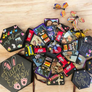 Caja de regalo explosiva personalizada, regalo sorpresa con foto y chocolate, caja de dulces sorpresa emergente para recuerdo de aniversario y cumpleaños. imagen 12