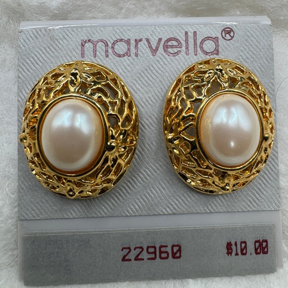 Vintage 1980's Marvella Faux Pearl and Gold Filag… - image 4