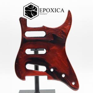 Golpeador Ruby Flow personalizado para Stratocaster - Serie Epoxica Signature
