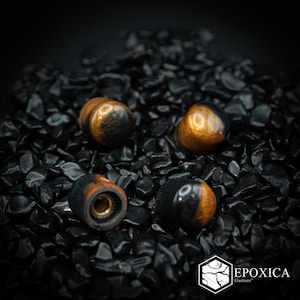 Iron Ember – Epoxica Grip Guitar Knobs - Black and Gold Epoxy Resin