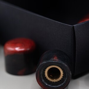 Crimson Eclipse custom gitaarknoppen: gemaakt van hars afbeelding 7