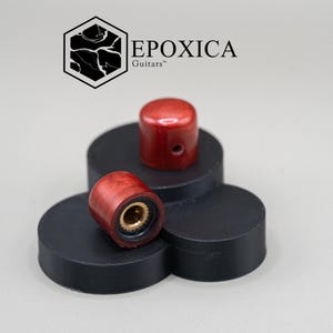 Velvet Voltage - dieprode gitaarknoppenset - Epoxica Signature Series