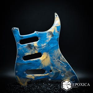 Royal Storm Blue Gold Resin Stratocaster Pickguard – SSS HSS HH Bundles