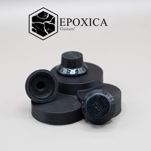 Charcoal Core – Fender Style Epoxica Guitar Knob Set