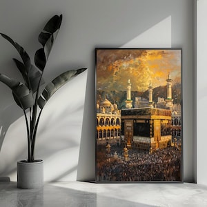 Könnte beinhalten: Ein Gemälde, das die Kaaba in Mekka, Saudi-Arabien, darstellt. Die Kaaba ist ein würfelförmiges Gebäude, das die heiligste Stätte im Islam ist. Das Gemälde zeigt die Kaaba, umgeben von einer Menschenmenge, mit einer goldenen Kuppel und Minaretten im Hintergrund. Der Himmel ist leuchtend blau mit weißen Wolken.