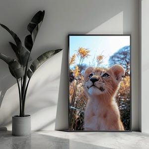 Poster con cucciolo di leone, poster con animali, poster con natura, poster con leone, poster con safari, arte murale per la decorazione della casa | 4481MT | Regalo per lui - Senza cornice
