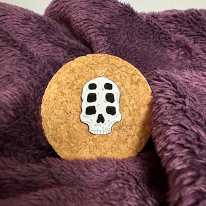 Épingle tête de mort