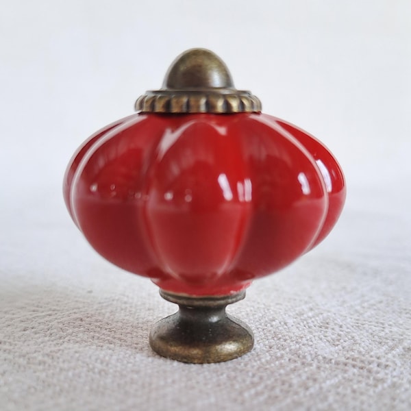 CRIMSON RED KNOBS - Ideal for Drawers, Cupboards + Cabinets- Mix + Match from our range of Hardware to create a unique Look!