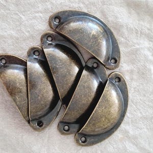 Cup Style Metal Drawer Pulls 'Antique Bronze' Finish - Ideal for Furniture projects, Kitchen renovations, Tall Boy Drawers, Bedside Tables