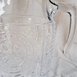 Glass Drinks Jug Pitcher - 'Romantic' Patterned Beverage Jug - 1.6L - Made in Italy - NEW CONDITION