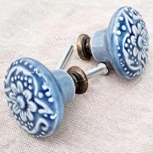 Set of 2 Blue Ceramic Drawer Knobs -Vintage Floral Cabinet Hardware - Cottage Farmhouse Decor -Drawer Knobs for Furniture, Kitchen Cabinets