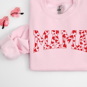 Heart Mama&#39;s Shirt, Mama Shirt, Cute Mom Shirt, Mothers Day Gift, New Mom Gift, Mama Valentine Shirt