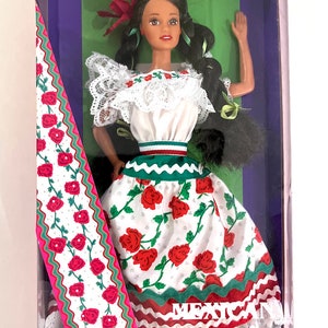 1995 Mexican BARBIE Dolls of the World Collector Edition - new in box