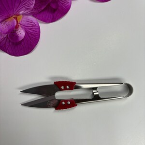 Handy Sewing and Quality Shark Thread Clipping Snippers,Treated snips,Stainless steel yarn scissors ,essential sewing tool