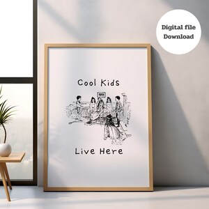 Cool KidsLive Here Print,Funky Prints,Modna sztuka ścienna,Cytat Print Minimalistyczna sztuka,Retro Wall Decor,Dziecięca dekoracja ścienna, Minimalistyczny nadruk