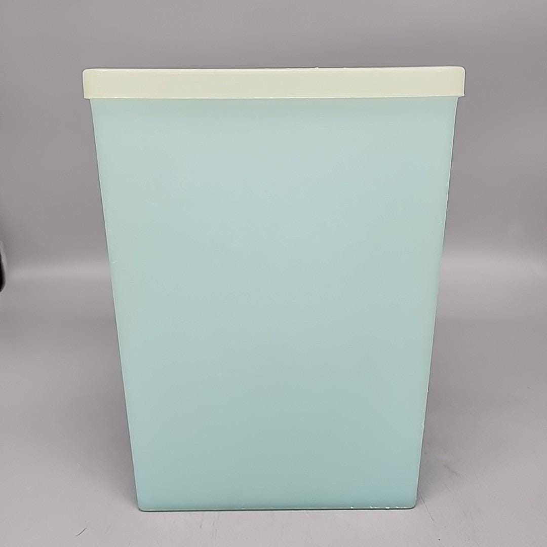 ヴィンテージ タッパーウェア パステルブルー アイスクリーム 冷凍保存