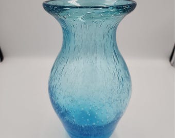 Jarrón de cristal artístico azul con burbujas de aire, estilo MCM vintage de 23 cm.