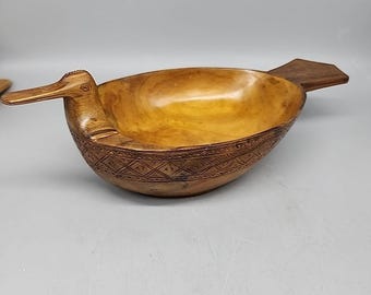 Plato vintage MCM para pato y gallina, madera de olivo, hecho a mano, arte popular yugoslavo, años 50