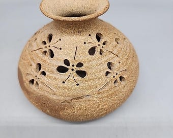 ストーンウェア香炉 ベージュ バタフライ 4インチ 花瓶 - Etsy 日本