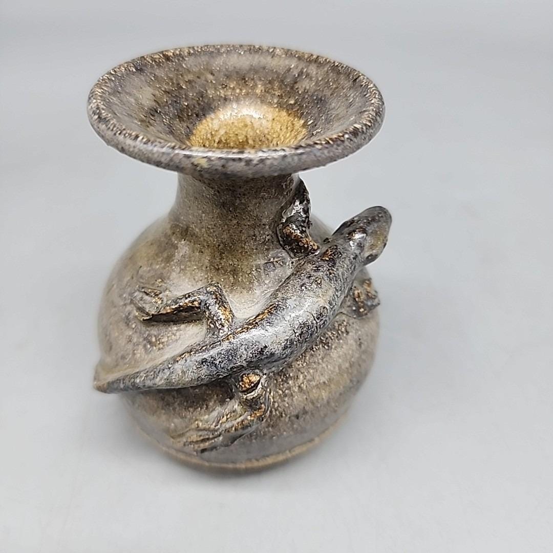 グレー 陶器製 花瓶 細長い首 il_fullxfull.7337546395_bncx.jpg