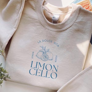 La Dolce Vita Sweatshirt, Italy Shirt, Amalfi Coast Shirt, Lemon Tee, Italy Vacation, Womens Boho Shirt Vintage, Travel Tees