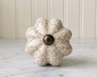 Antique White Crackle Ceramic flower Drawer knob