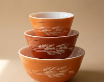 Vintage 1970er Jahre 3 teiliges Pyrex Herbst Ernte Rührschüssel Set