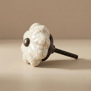 Antique White Crackle Ceramic flower Drawer knob