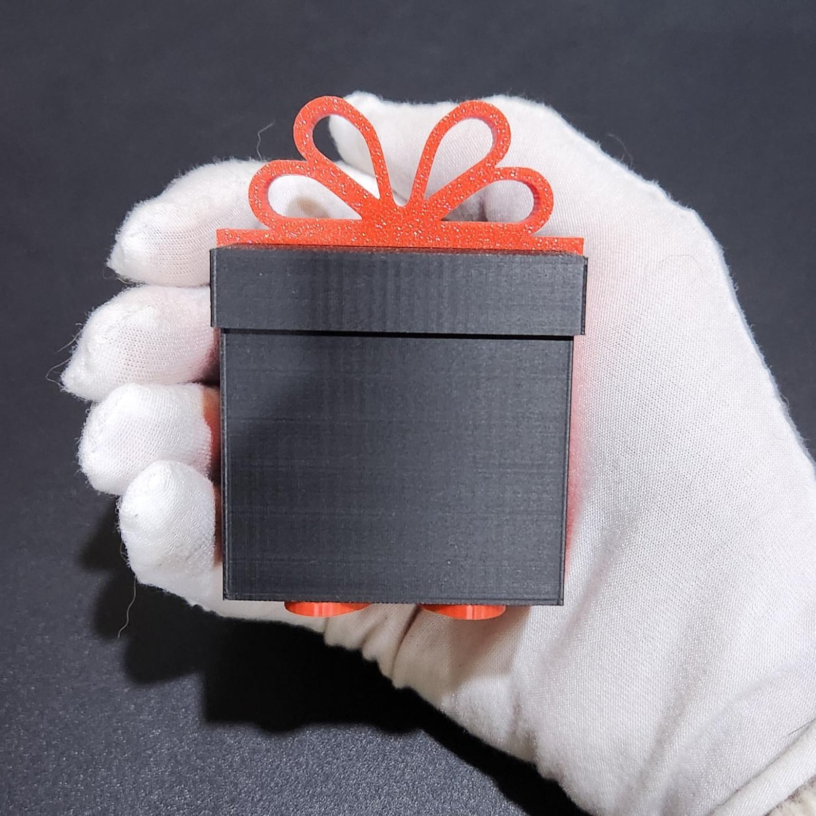 Custom Mini Gift Box: Coin Holder and Chain Version - Etsy