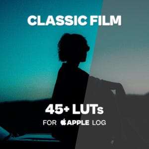 Op de afbeelding: Een digitale afbeelding met de tekst CLASSIC FILM en 45+ LUTs FOR APPLE LOG. De achtergrond toont het silhouet van een persoon tegen een tweekleurige blauwgroene en grijze lucht, met een deel van een voertuig in de linkerbenedenhoek.