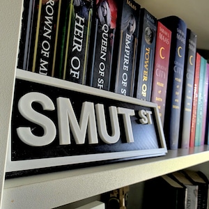 Smut St-Sign