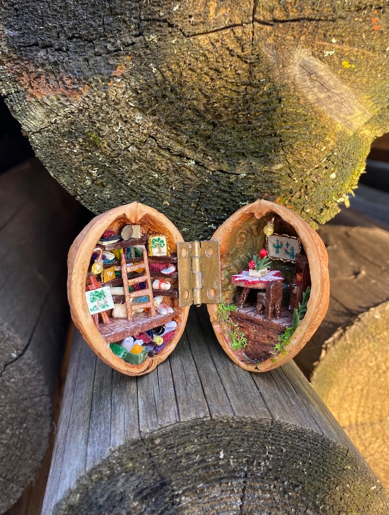 Walnut Shell Miniatures Walnut Shell Diorama - Etsy