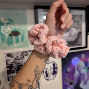 Crochet Velour Scrunchie - Soft Glow