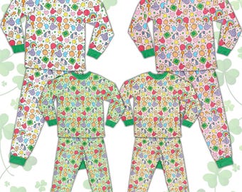 Pigiama per San Patrizio, pigiama con portafortuna irlandese, pigiama con trifoglio verde, pigiama per San Patrizio, regalo di abbigliamento da casa irlandese