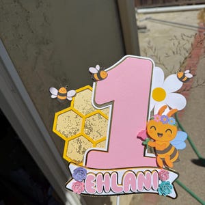 Abejita Chiquitita cake topper