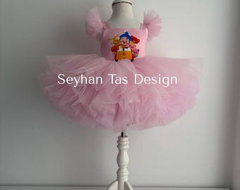 Vestido de aniversário Plim Plim: Roupa de festa em tule rosa