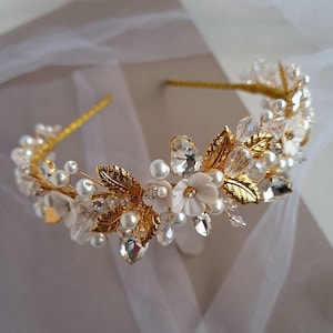 Bridal headband Bridal headpieceLeaf headband Gold tiara Bridal tiara Quinceanera crown Bridal tiara Pearl headband Flower girl headband