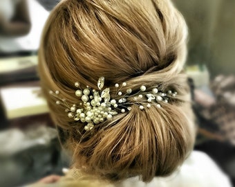 Delicate Pearl Bridal Hair Comb - Ivory Wedding Headpiece