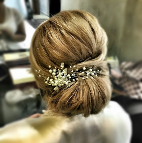 Delicate Pearl Bridal Hair Comb - Ivory Wedding Headpiece - Etsy