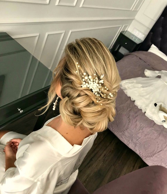 Delicate Pearl Bridal Hair Comb - Ivory long bendable flexible Delicate Pearl Bridal Hair Comb - Ivory Wedding Headpiece - Etsy main image 3